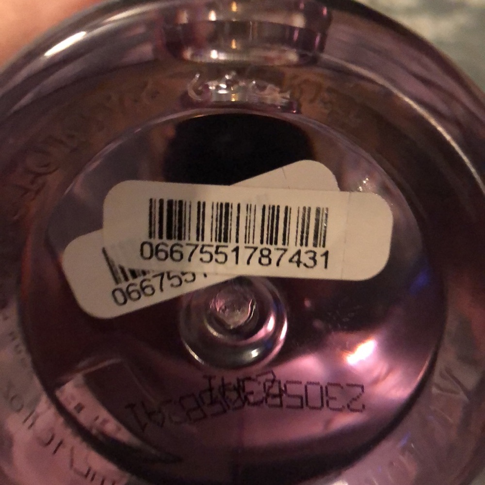 Victoria's Secret 1 Velvet Petals and 2 Love Spell Body Wash Set - Picture 3 of 3